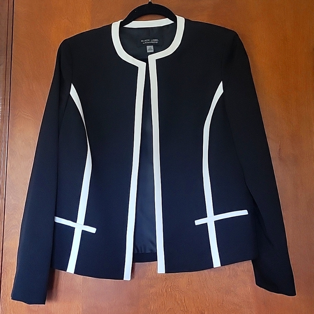 Black Label Black and White Blazer, Size 10